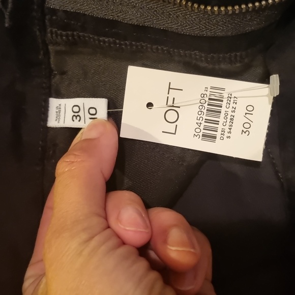 LOFT High Rise Skinny Velvet Pant Black Size 10/30R - Picture 11 of 15